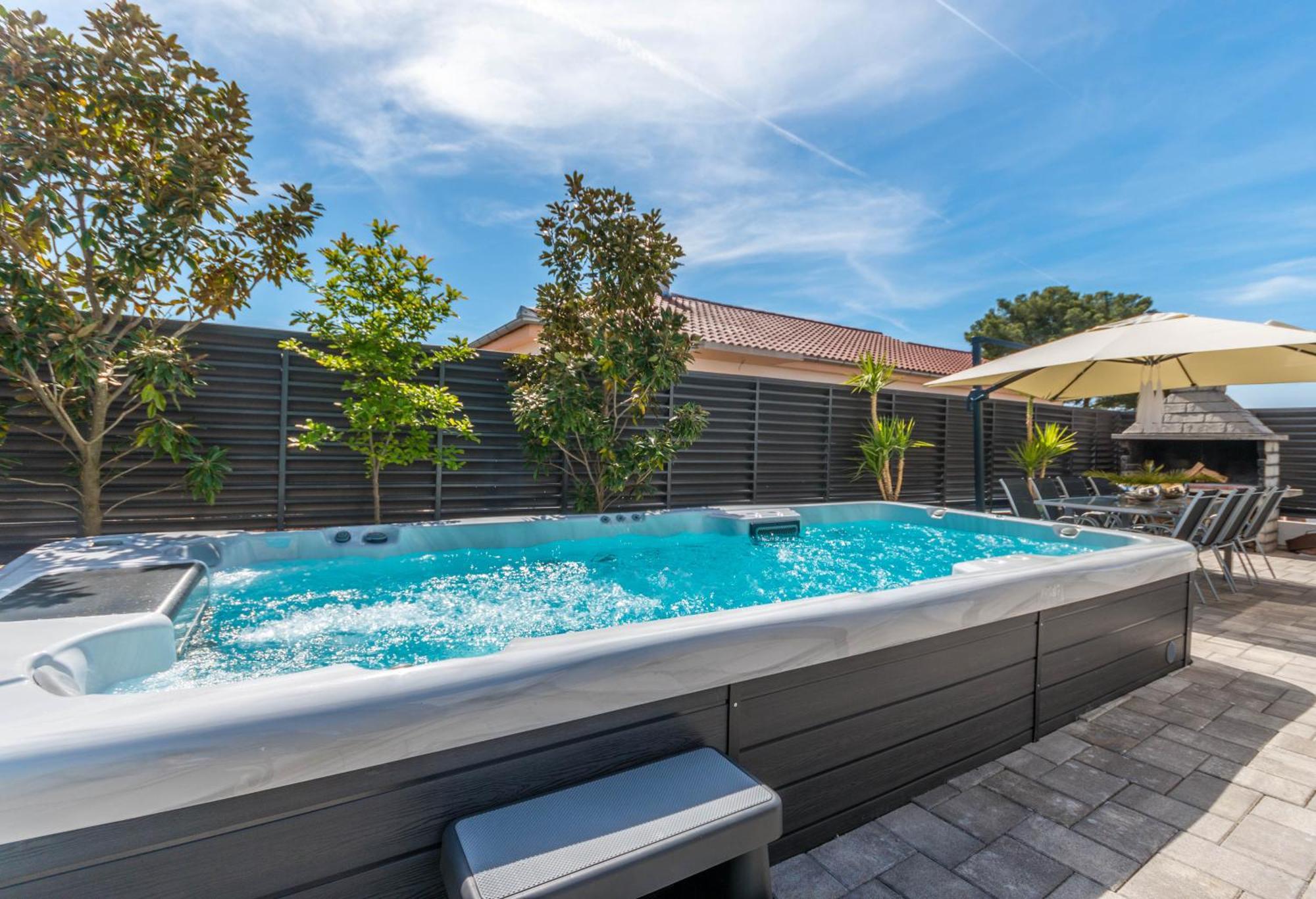 Апартаменты House With Pool Ledenko Биоград-на-Мору Экстерьер фото